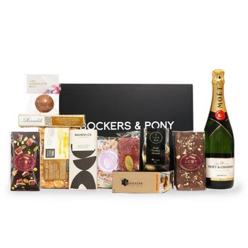 Brownie Hamper & Moet & Chandon