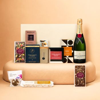 Brownie Hamper & Moet & Chandon